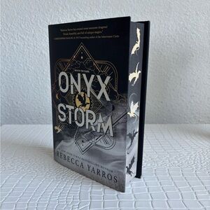 Onyx Storm by Rebecca Yarros